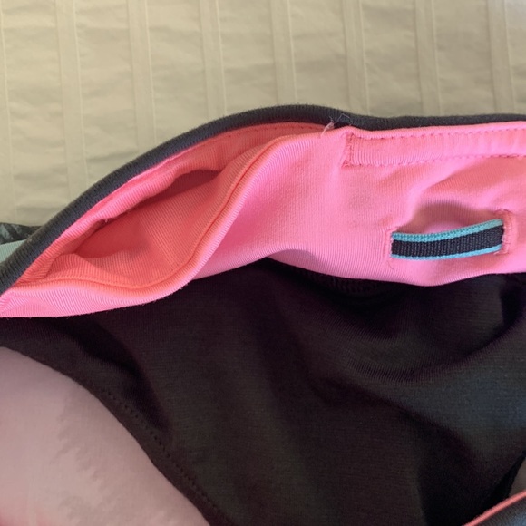 Ivivva by lululemon girls shorts Like new. - Picture 4 of 5